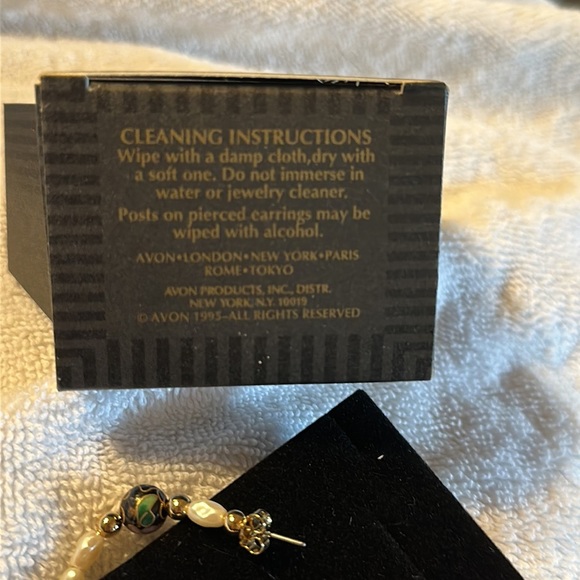 Avon Vintage 1995 Nestled Cloisonné Pierced Earrings - Picture 4 of 7